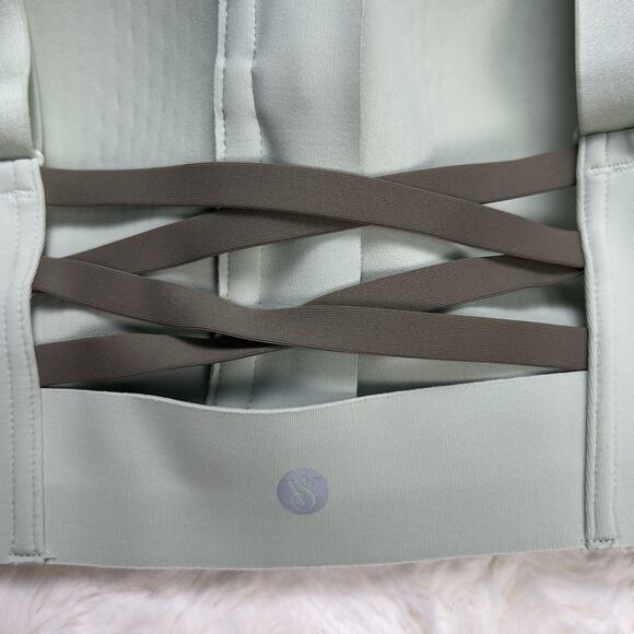 Victoria’s Secret Mint Green Featherweight Max Sports Bra Zip Strappy Back 34D - Picture 3 of 5